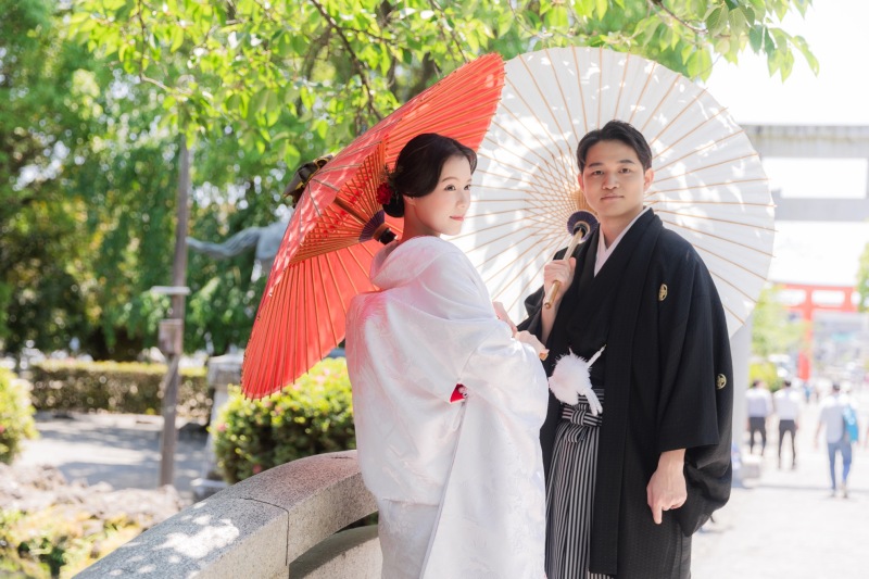 和傘に差し込む光も美しいです