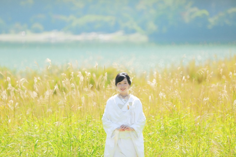 ススキの草原スポットでの撮影