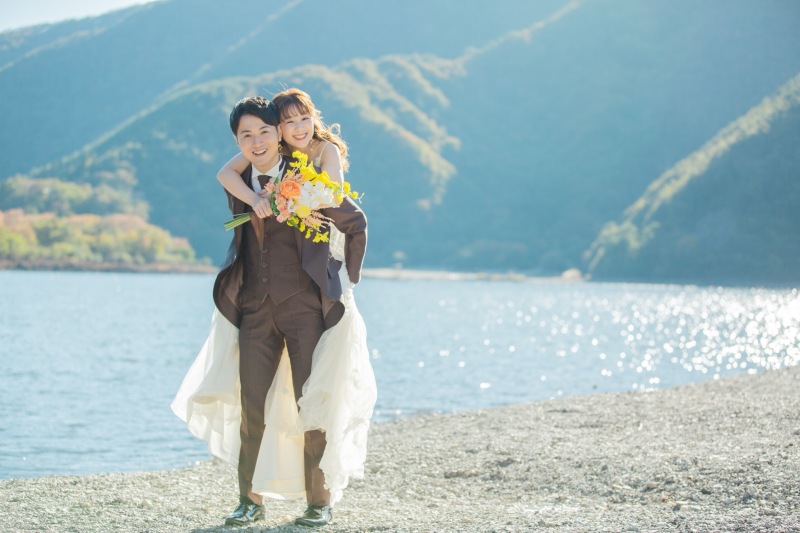 おんぶショット