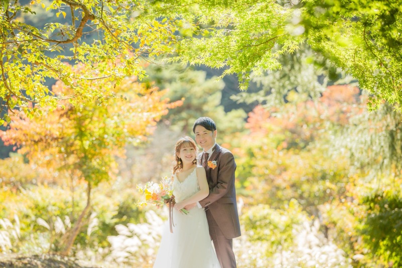 ススキや、紅葉もキラキラ