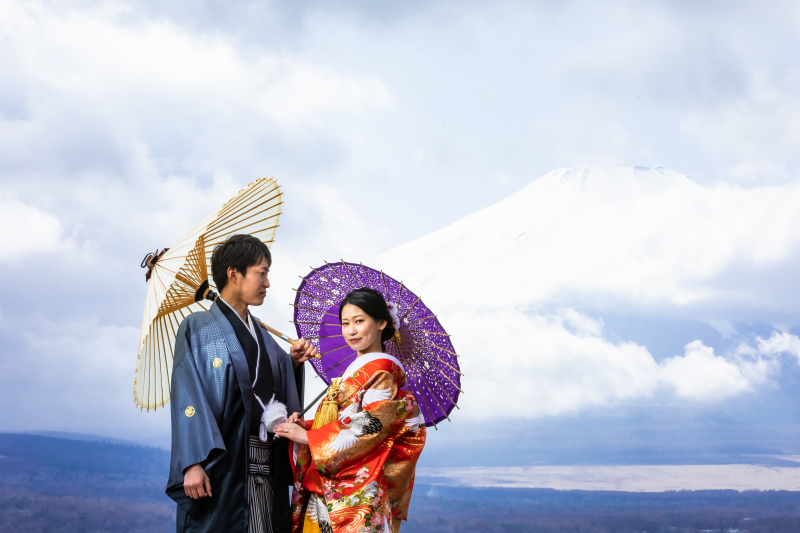富士山を背景に和装撮影