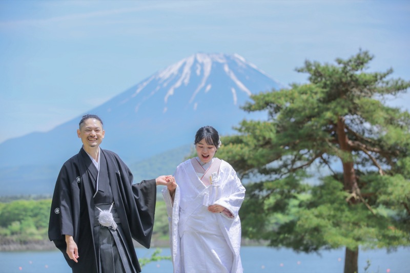 松と富士山のロケーションで