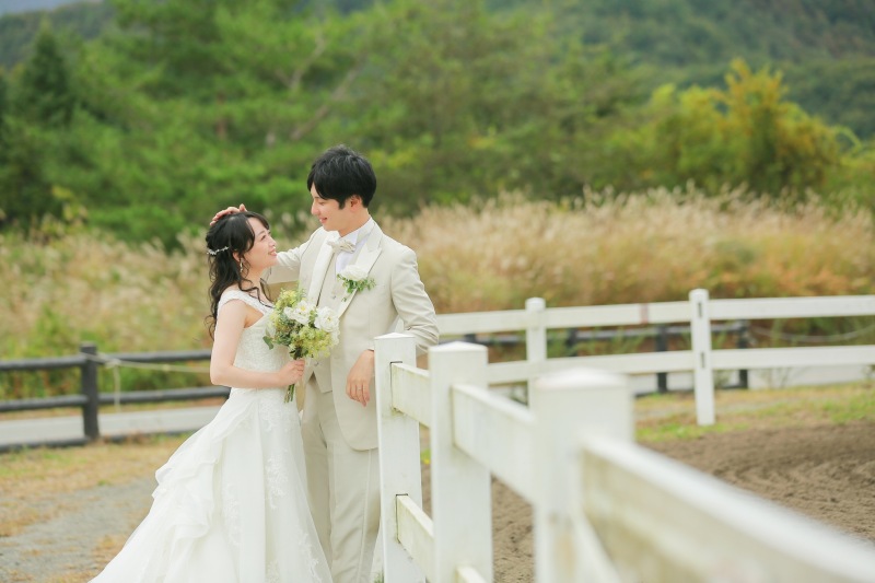 乗馬場でオフカットも撮影させていただきました