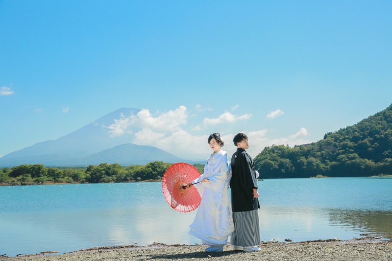 富士五湖に着くと富士山が見えました！
