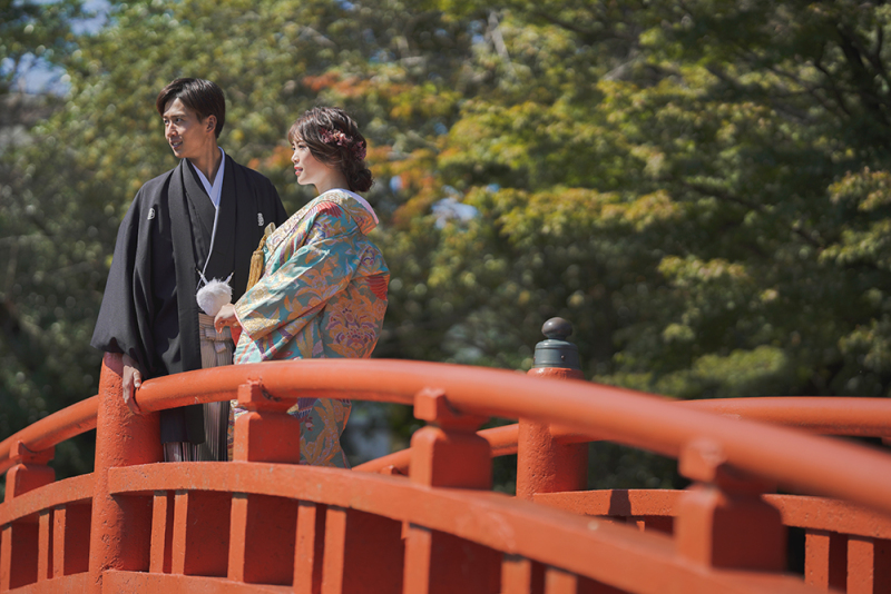 神社内での撮影◎【和装:富士宮浅間大社ロケーション】全データ美肌レタッチ付き(200カット)+ 台紙1冊