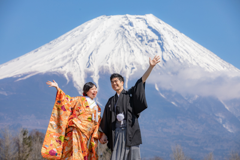 富士山の撮影を楽しめるスペシャルプラン【和装+洋装:富士山満喫スペシャルロケーション】全データ美肌レタッチ付き+ 台紙1冊