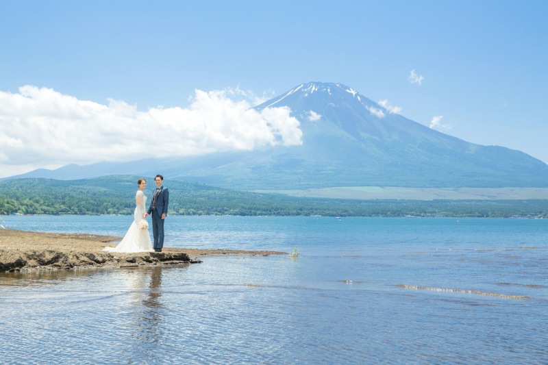 新緑の森やお花畑も可能【洋装：富士山周遊ロケーション】全データ美肌レタッチ付き（350カット）＋アルバム＋台紙
