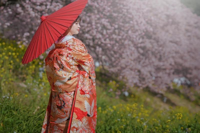 先着20組限定33,000円OFF【和装:河津桜ロケーション(選べる2箇所)】全データ美肌レタッチ付き+ 台紙1冊