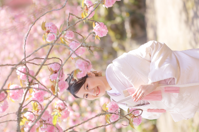 新婦様の襦袢も桜色です