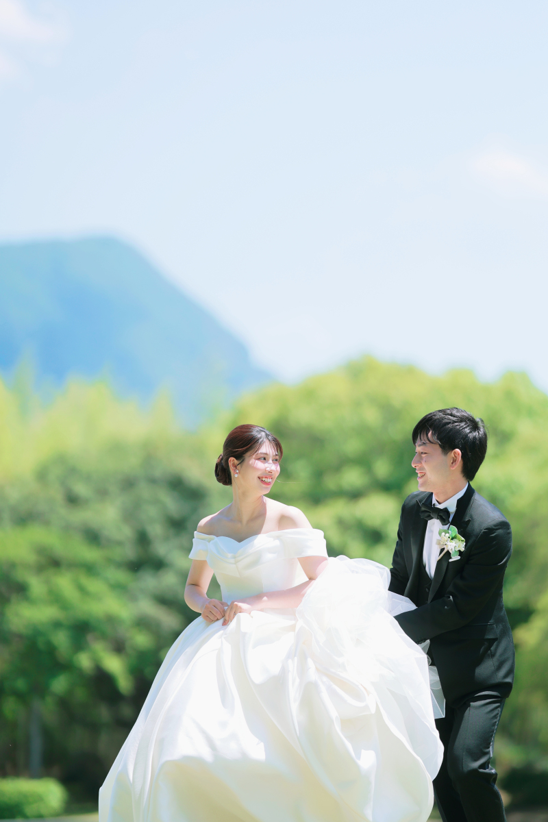 ドレス1着+リニューアルSTUDIO撮影&チャペル・ガーデン撮影&ロケ撮影【全データプラン】