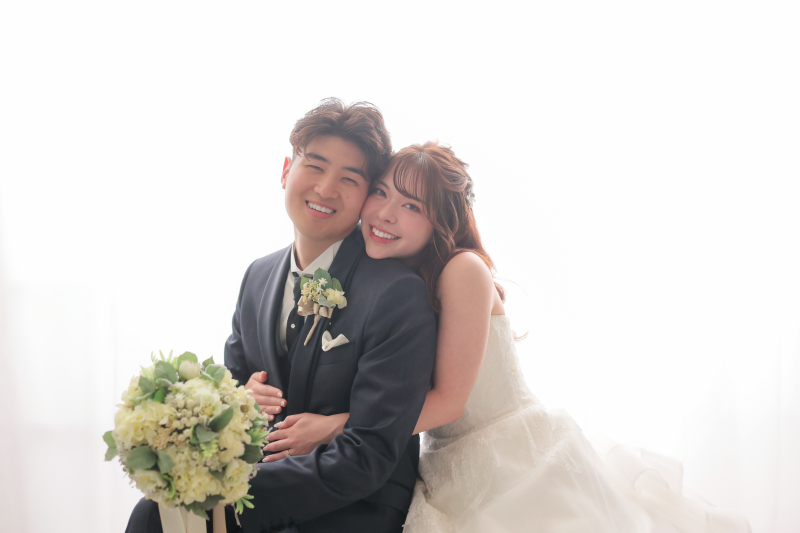 ドレス1着・和装1着+リニューアルSTUDIO撮影【台紙プラン】