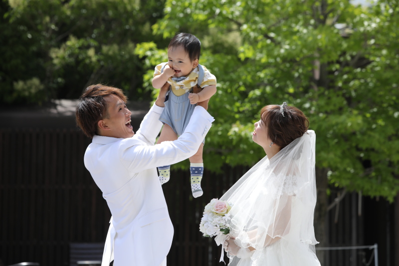 グリーンをバックに