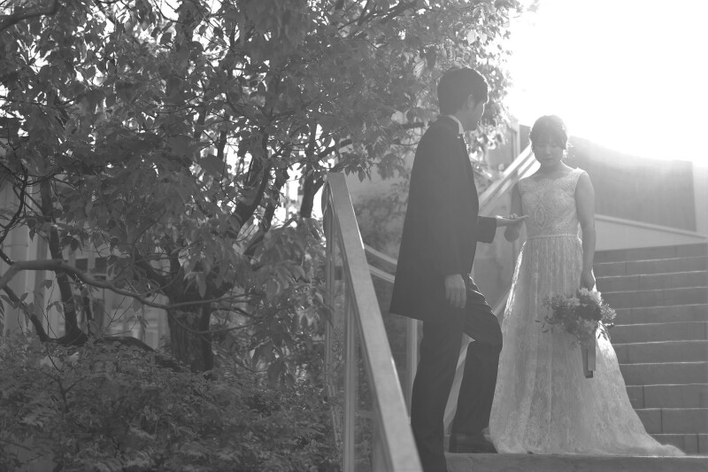 夕日に包まれたチャペルフォト