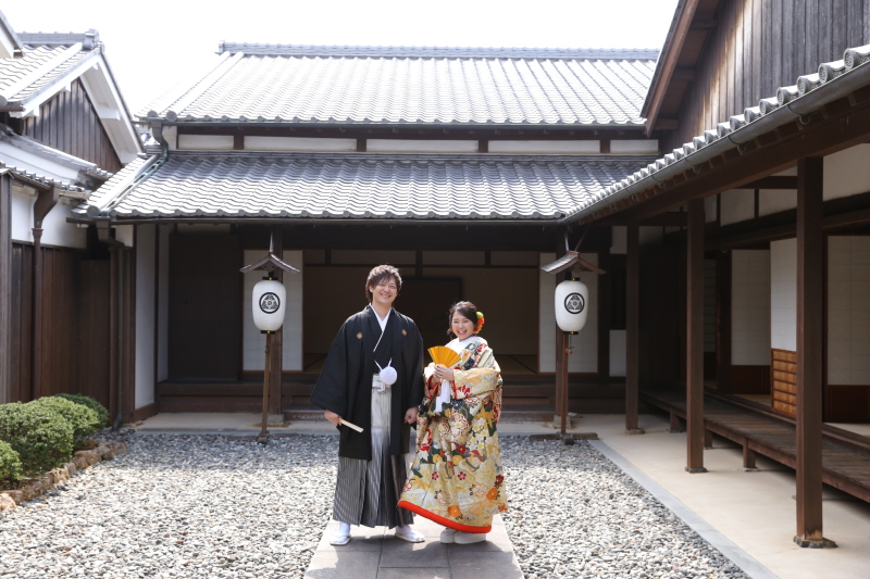 風情のある瓦屋根