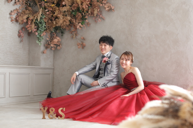 ドレスを広げて