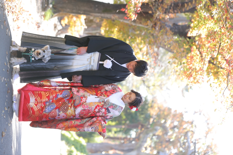 新郎さまとお揃いの羽織袴で