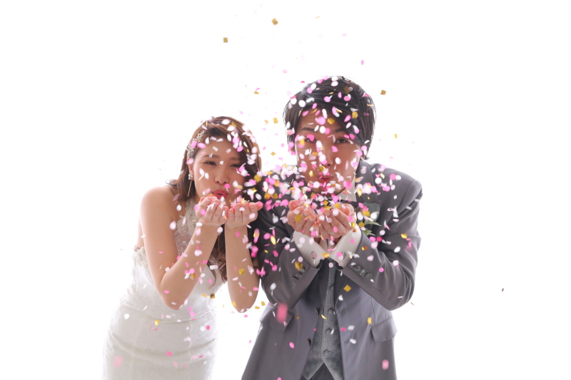 コンフェッティで華やかに