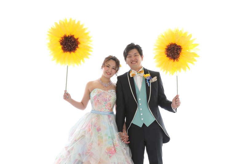 ひまわりがテーマのおふたり