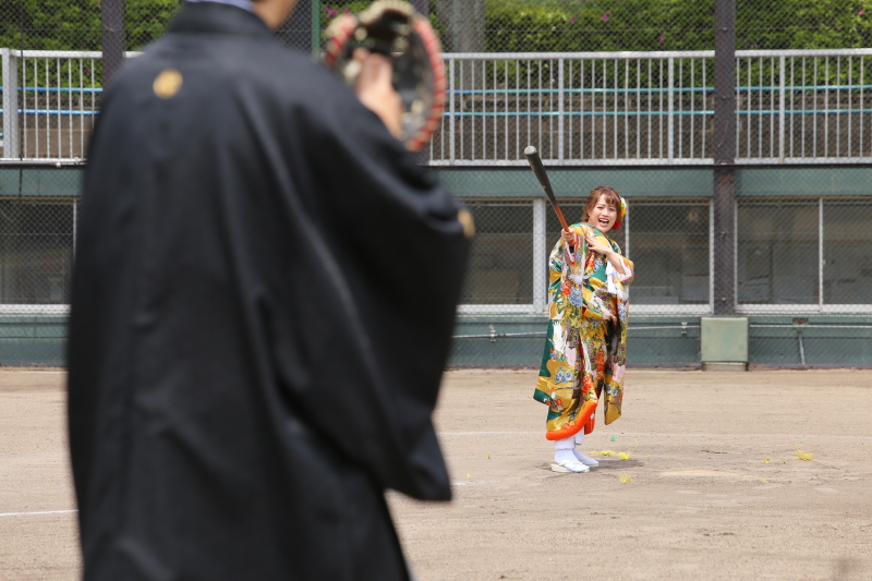 ピッチャー新郎vsバッター新婦