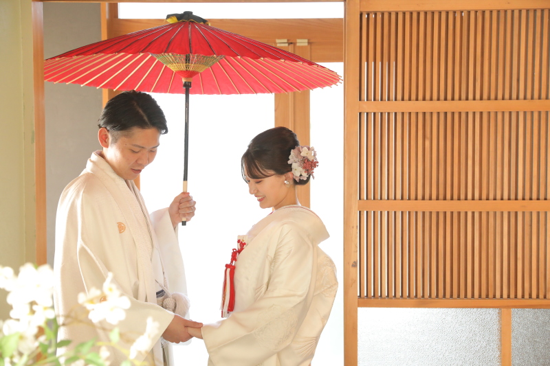 白紋付き袴×白無垢