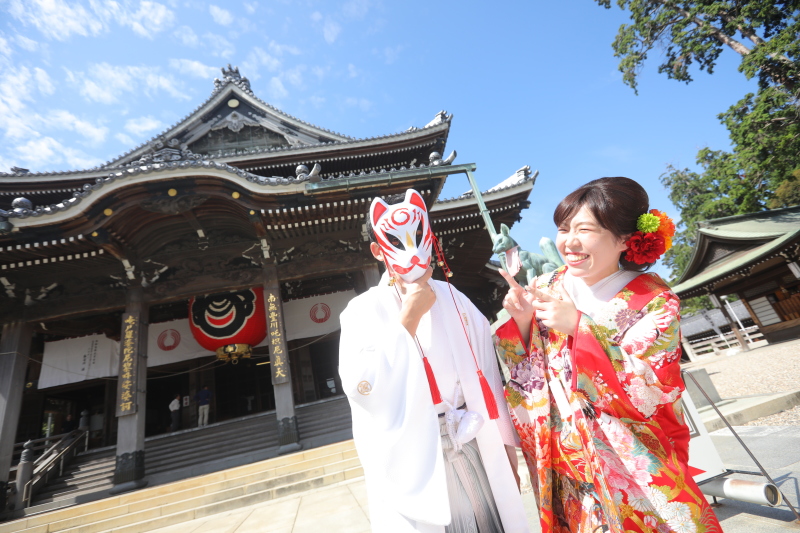 小物を使った楽しいカットも!