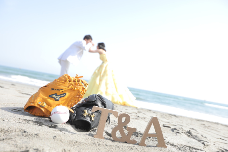 洋装×海ロケーション