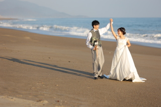 ホワイトベル豊橋_夕日でロマンティックな海ロケーション