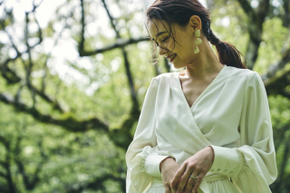 新婦装飾品(ネックレス、イヤリング、ティアラ、ブーケ、ヘアアクセサリー)