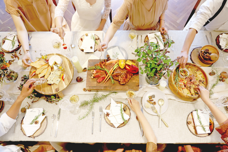 洋装チャペル&ガーデン フルコース+会食付きプラン 平日225,560円~→145,780円~ 全200データ即日渡し!