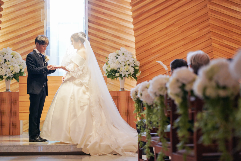 永遠の愛の象徴♡指輪の交換