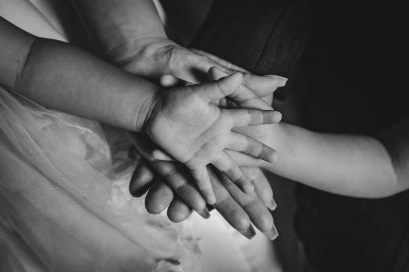 とても印象的で、胸にじんとくる一枚。