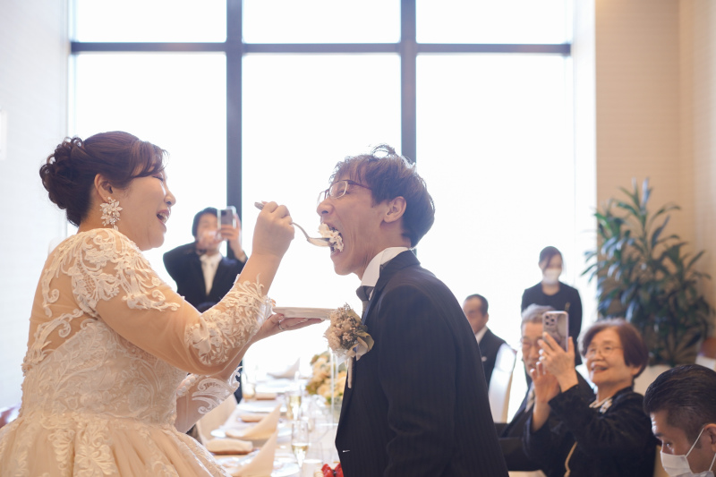 楽しく盛り上がるウェディングケーキセレモニー♡