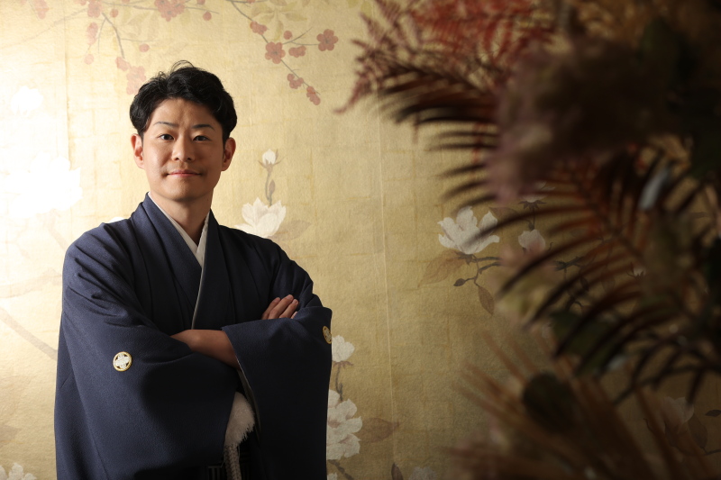 力強く、頼もしい。紋付袴のソロカット