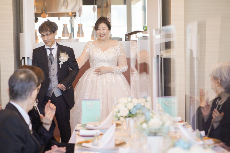 楽しい会食会のスタート♪