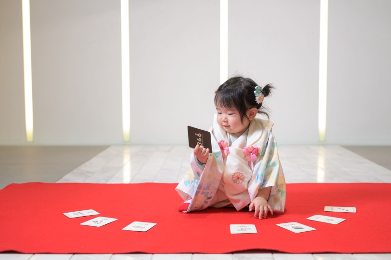 1歳のお祝いといえば「選び取り」カード