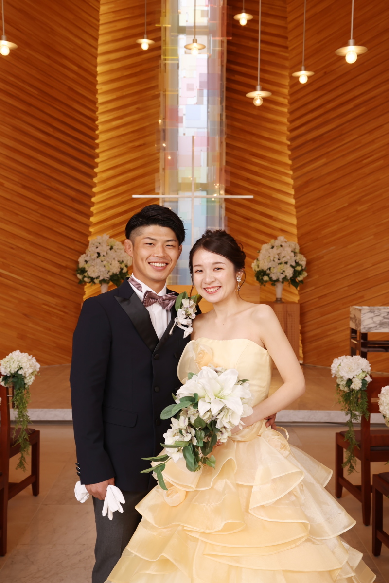 カッチリとしたポージングで素敵なスマイル♪