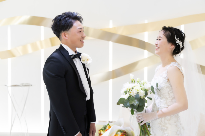 緊張がほぐれるニコニコ笑顔