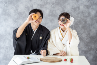 サンライズ・デジタル_【オープニングムービー】和装スタジオフォトで作成