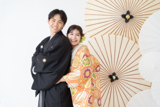 サンライズ・デジタル_【オープニングムービー】和装スタジオフォトで作成