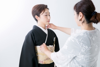 参加者の留袖着付け