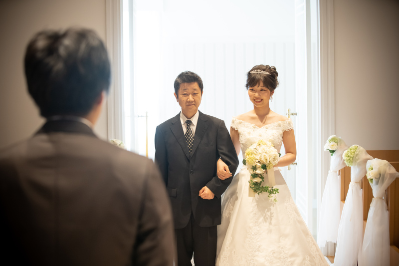 【手作り結婚式プラン】本格的なチャペルでの人前結婚式+写真撮影　衣装やヘアメイク、データなど必要な項目がセットプラン