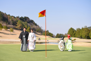 ゴルフ場で和装フォト