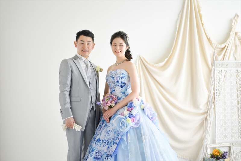 洋装にお色直し