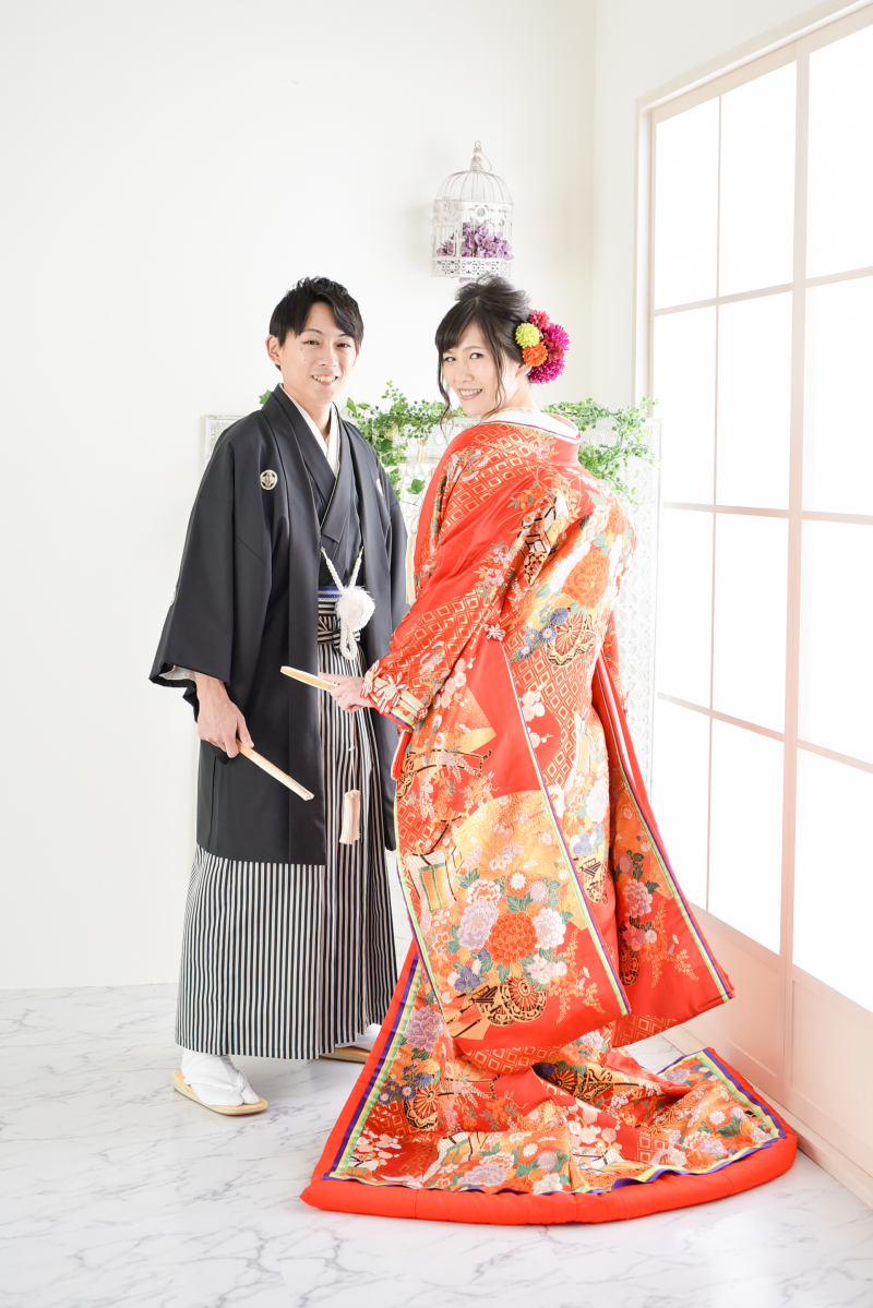 振り向きのポーズ