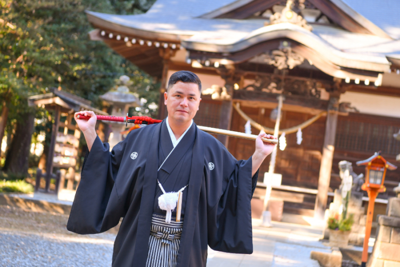 刀を持っての撮影も