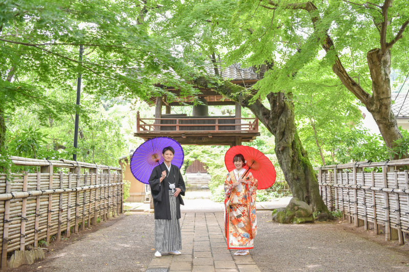 庭園で和装ロケーションとスタジオで洋装 前撮り