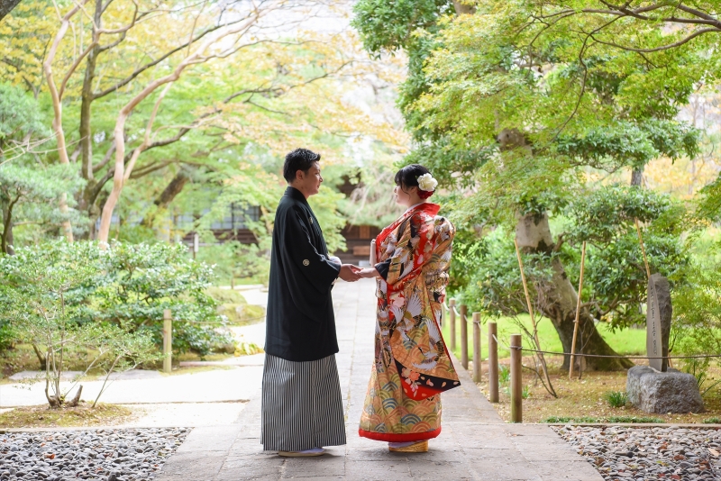 手を取り合って…♡