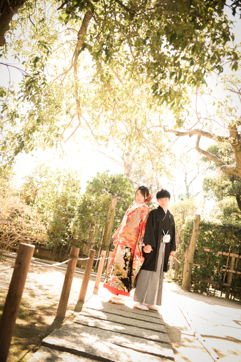 ポーズを決めて