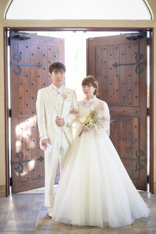 フォトスタジオミルフィーユ川越店_洋装チャペル内撮影…♡