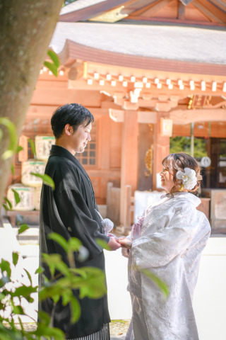 フォトスタジオミルフィーユ川越店_【神社】森林豊かで静かな境内で撮影。店舗より近くの趣ある神社